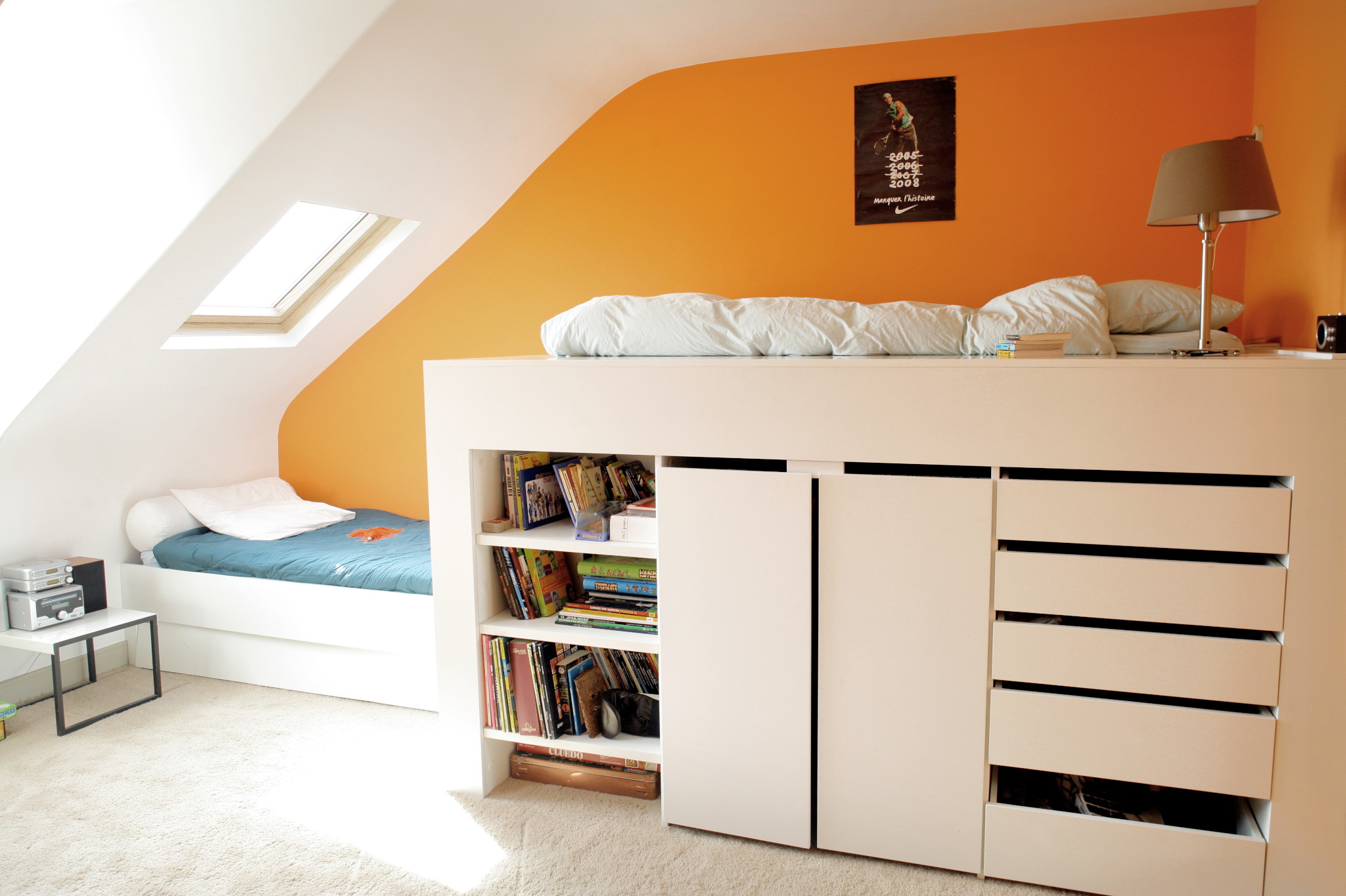Nonjetable-Mezzanine-Bed-With-Built-in-Wardrobe-01
